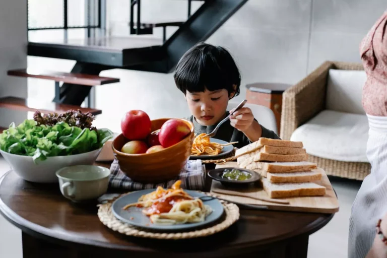 HelloFresh and No Kid Hungry Launch Summer Hunger Relief Campaign